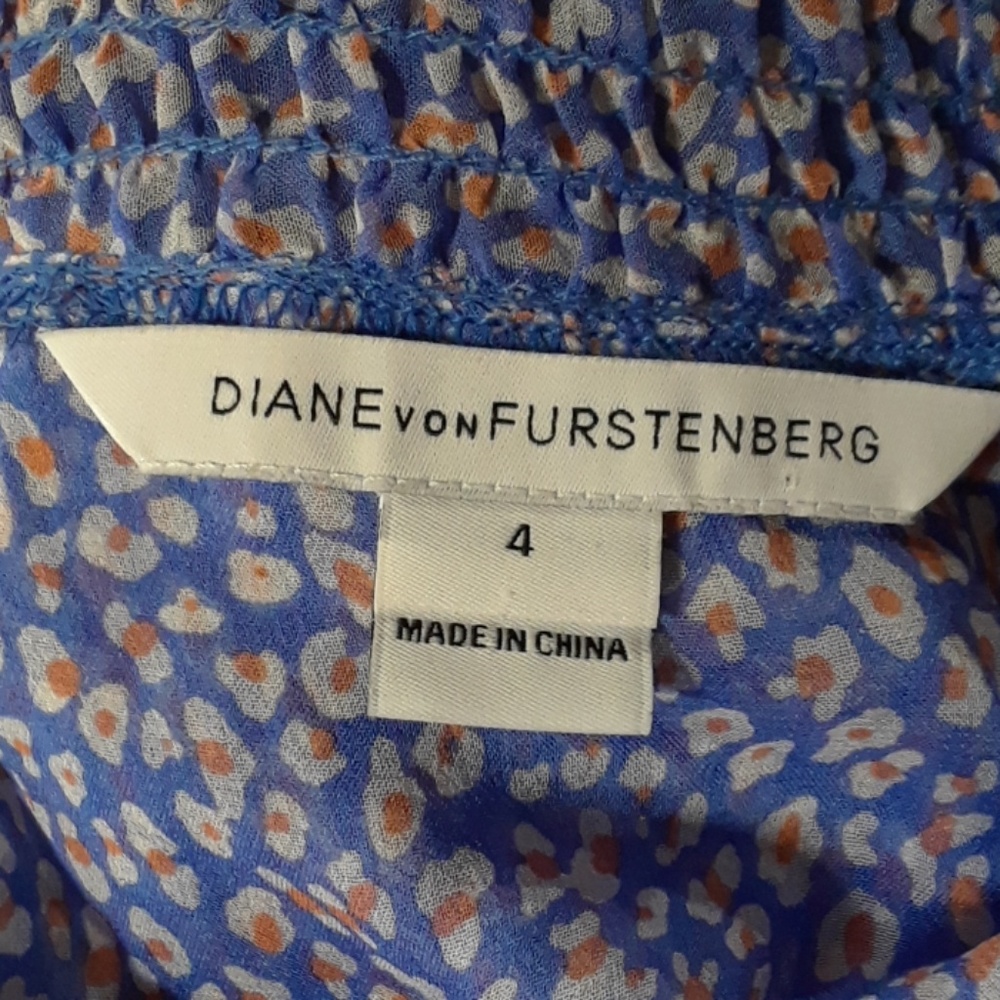 SALE! Diane Von Furstenberg silk dress - Picture 7 of 8